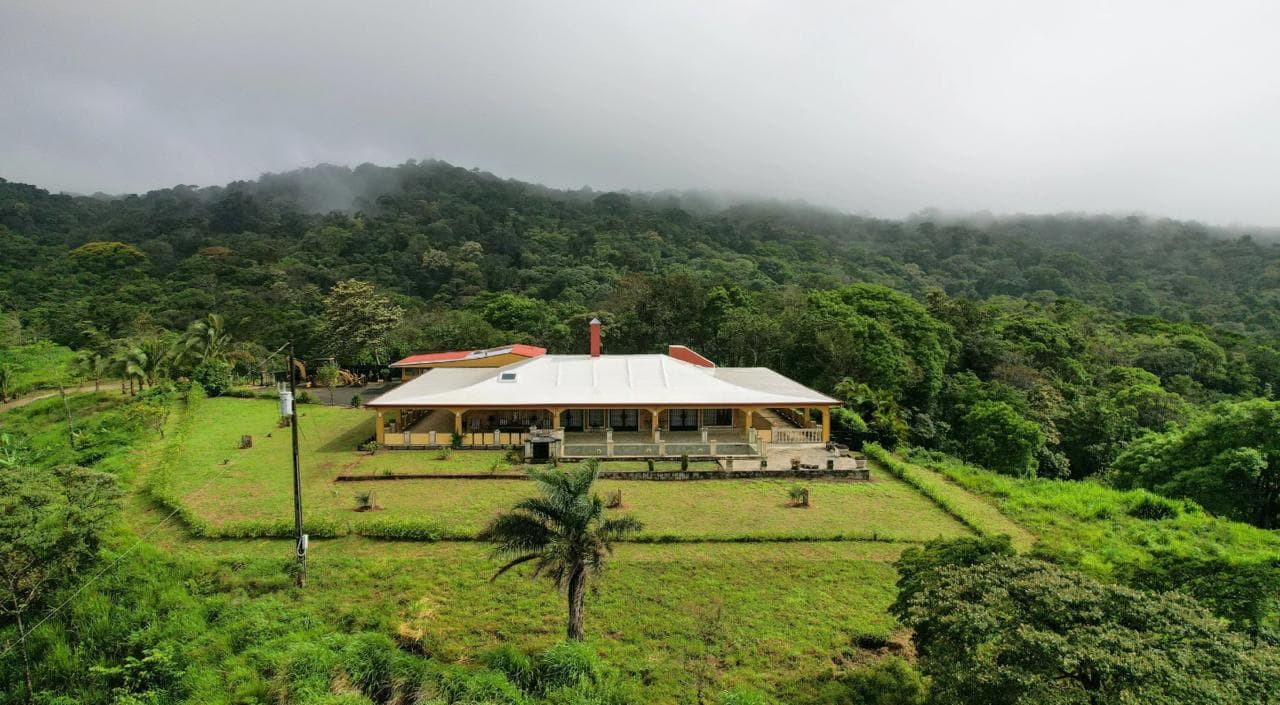 Magote de Bagaces Estate, Guanacaste, Costa Rica, Volcano Miravalles, Santa Maria and Rincon Views