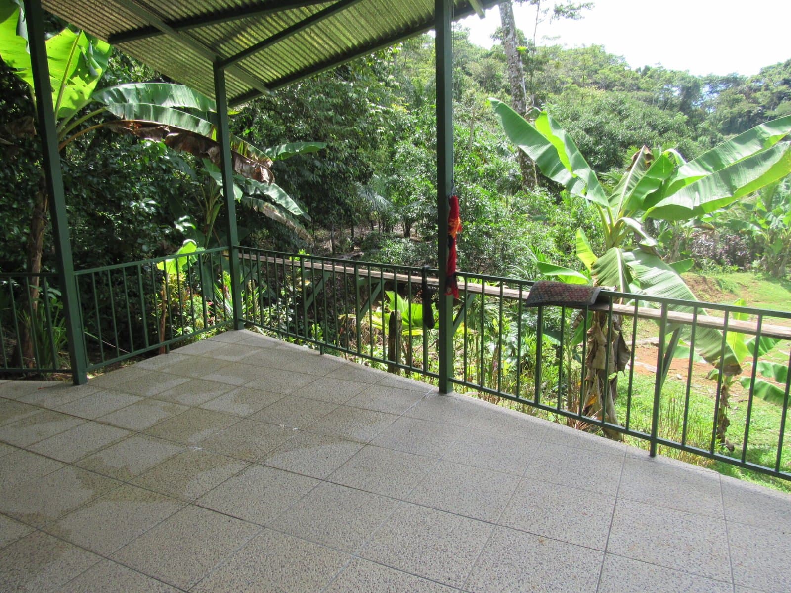 0.075 ACRES 2 Bedroom Home Plus 1 Bedroom Apartment For A Great price! photo 3