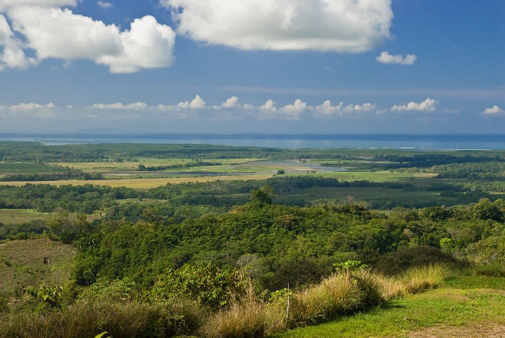 136 ACRES – 360 Degree Ocean And Mountain View Property With Waterfalls! photo 3