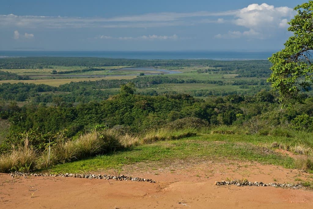 136 ACRES – 360 Degree Ocean And Mountain View Property With Waterfalls! photo 5