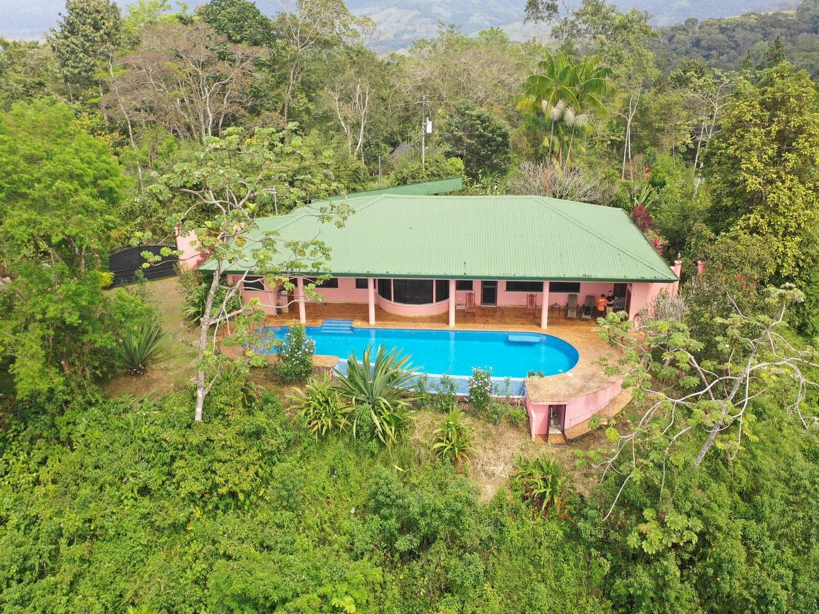 5.2 ACRES 2 Bedroom Home With 60 Ft Infinity Lap Pool, 1 Bedroom Guest House, Fabulous Ocean View, Mature Fruit Trees! property photo 2 in Costa Rica