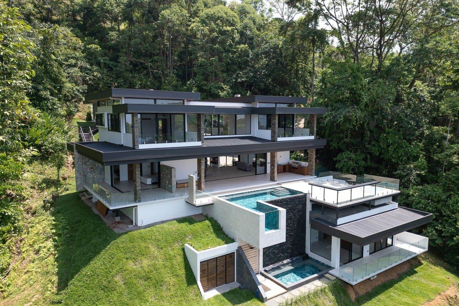 3 ACRES – 5 Bedroom Brand New Luxury Ocean View Home Located In Costa Verde Estates! photo 2