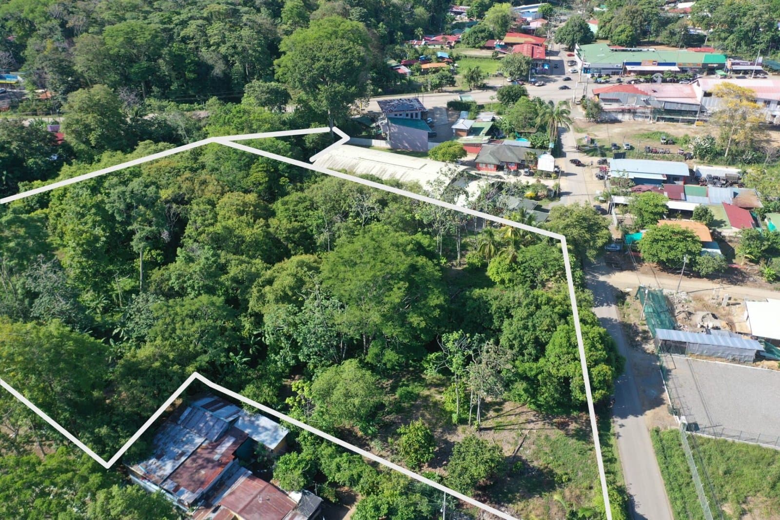 4.35 ACRES Flat And Usable Commercial Lot In The Heart Of Uvita With 90 Meters Paved Road Frontage! photo 3