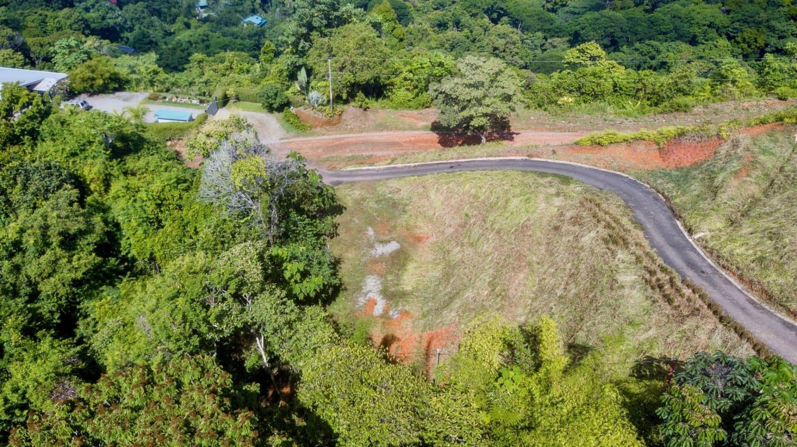 1.3 ACRES – Ocean Views! Legal Water, Public Road, Electricity, Fiber Optics, Lagunas de Baru Community, 15min to Dominical Beach! photo 4