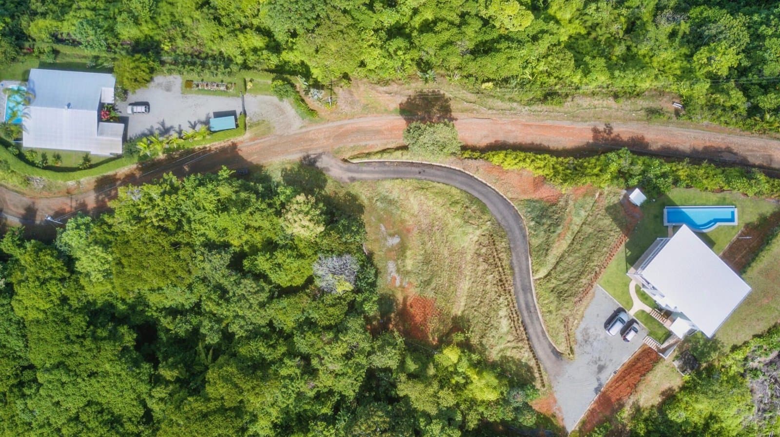 1.3 ACRES – Ocean Views! Legal Water, Public Road, Electricity, Fiber Optics, Lagunas de Baru Community, 15min to Dominical Beach! photo 5