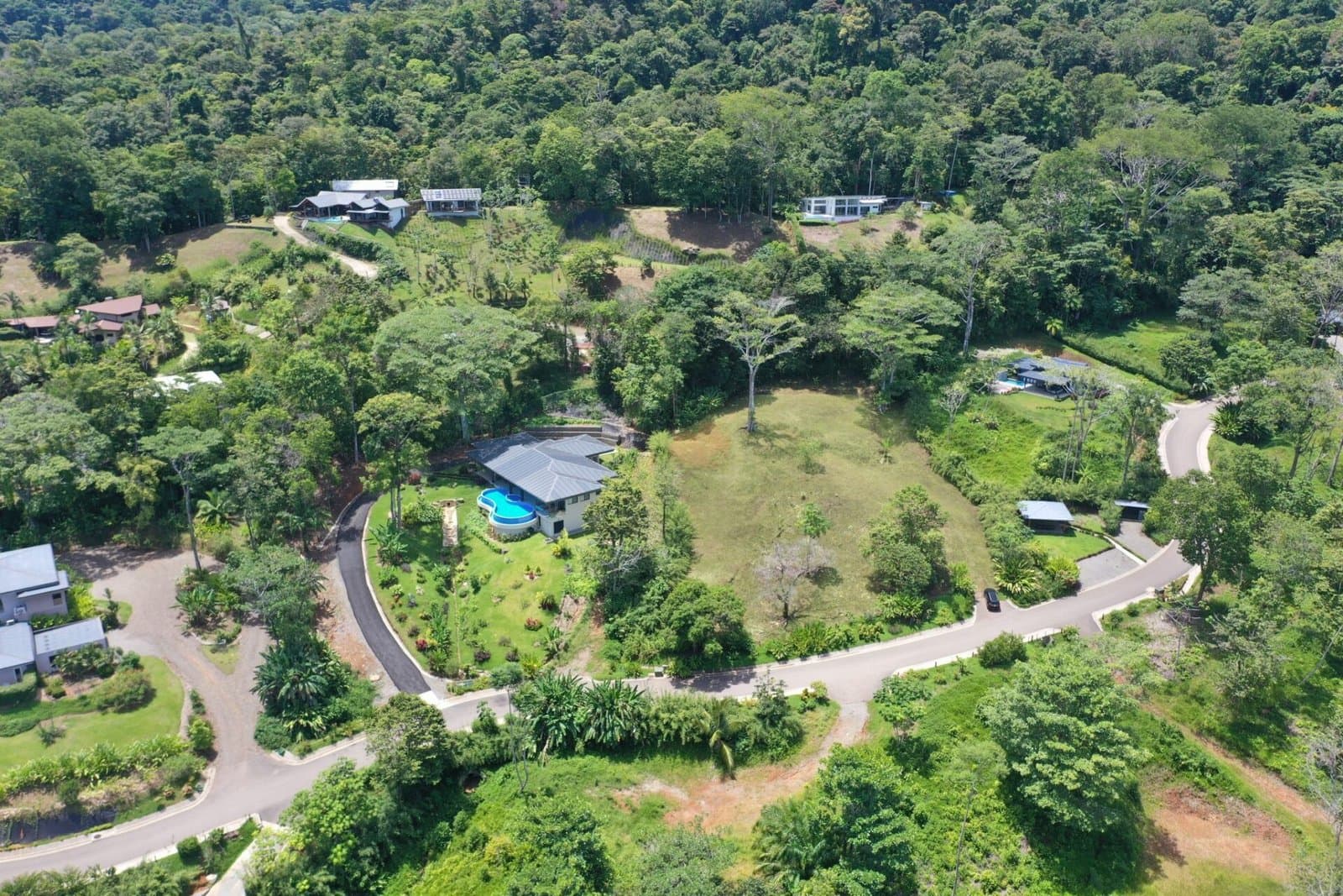 1.25 ACRES Stunning Ocean View Oasis: Exclusive Property With Premium Amenities! property photo 2 in Costa Rica