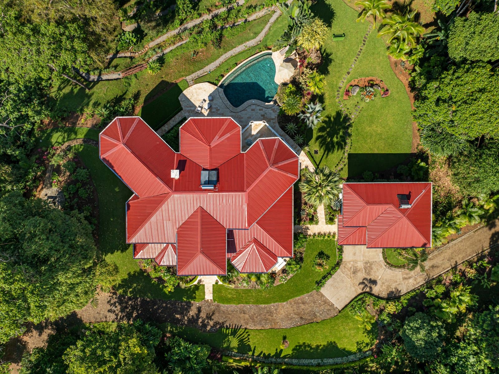 17 ACRES – 5 Bedroom Grand Estate, Guest House, SPECTACULAR VIEWS! photo 3