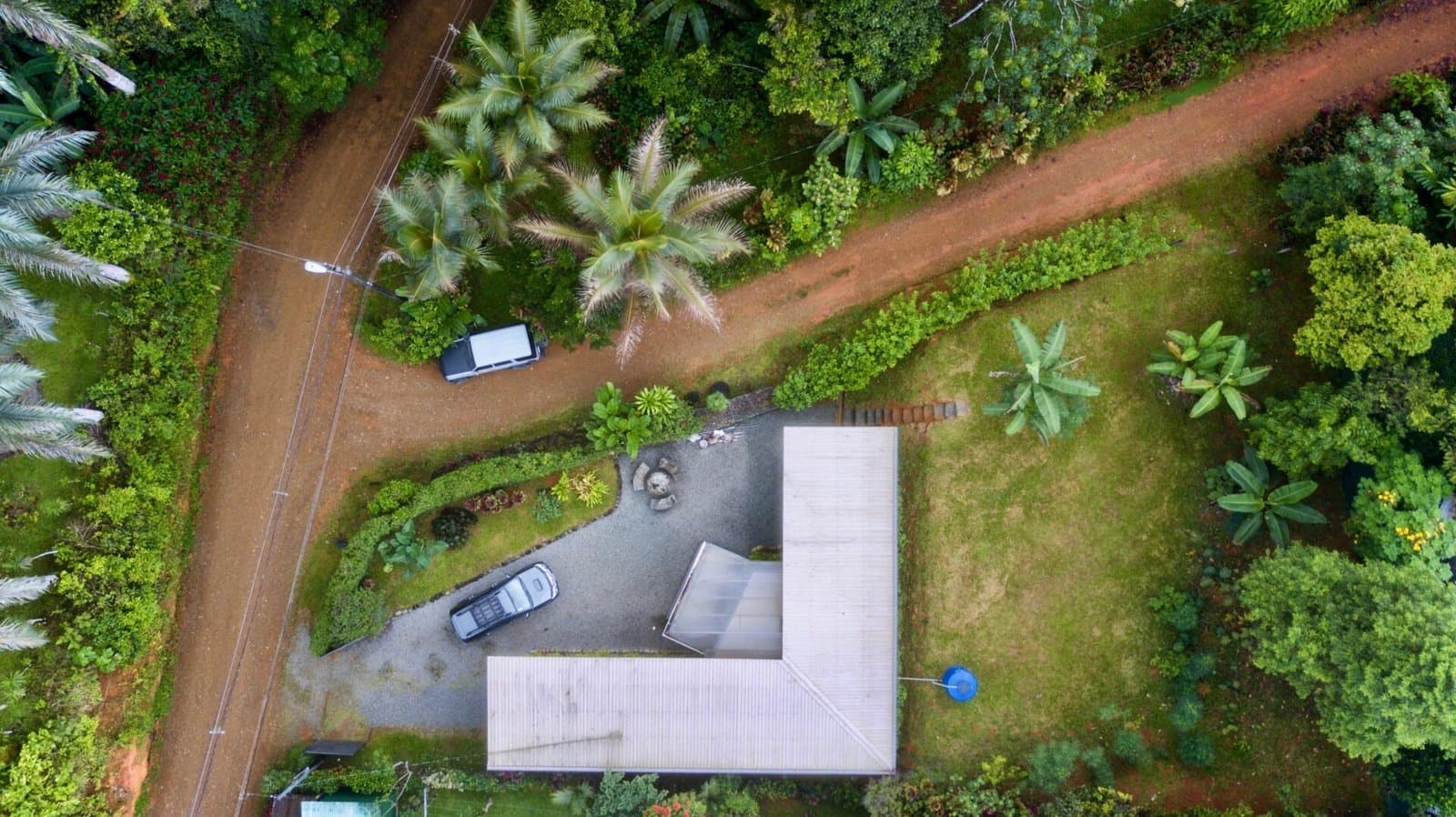 0.19 ACRES 3 Bedroom Container Homes With Additional Building Lot,15min to Dominical and Beaches! photo 2