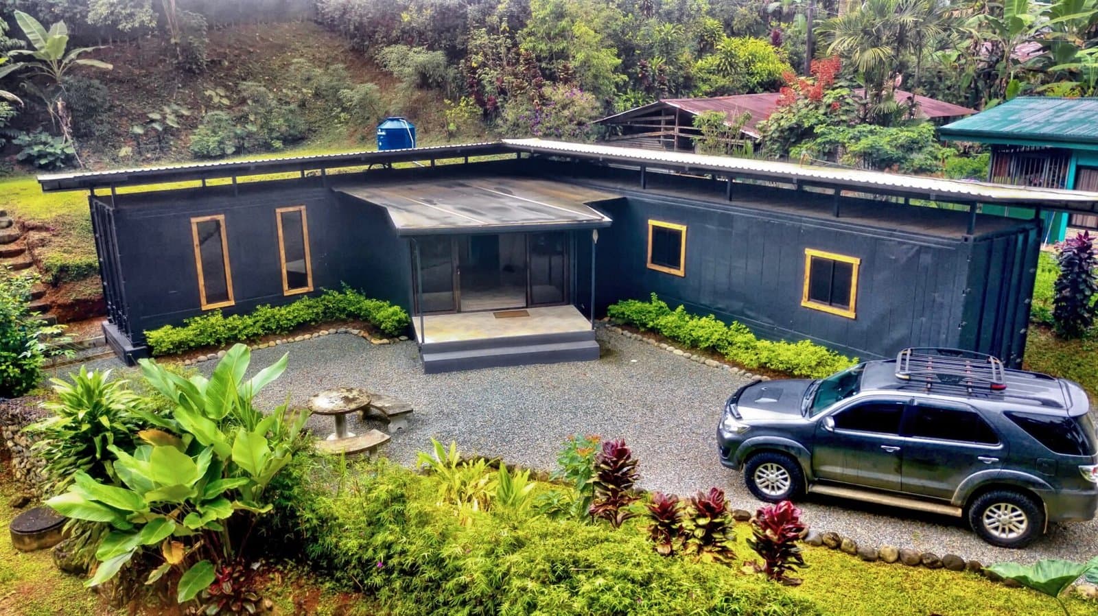 0.19 ACRES 3 Bedroom Container Homes With Additional Building Lot,15min to Dominical and Beaches! property photo 4 in Costa Rica