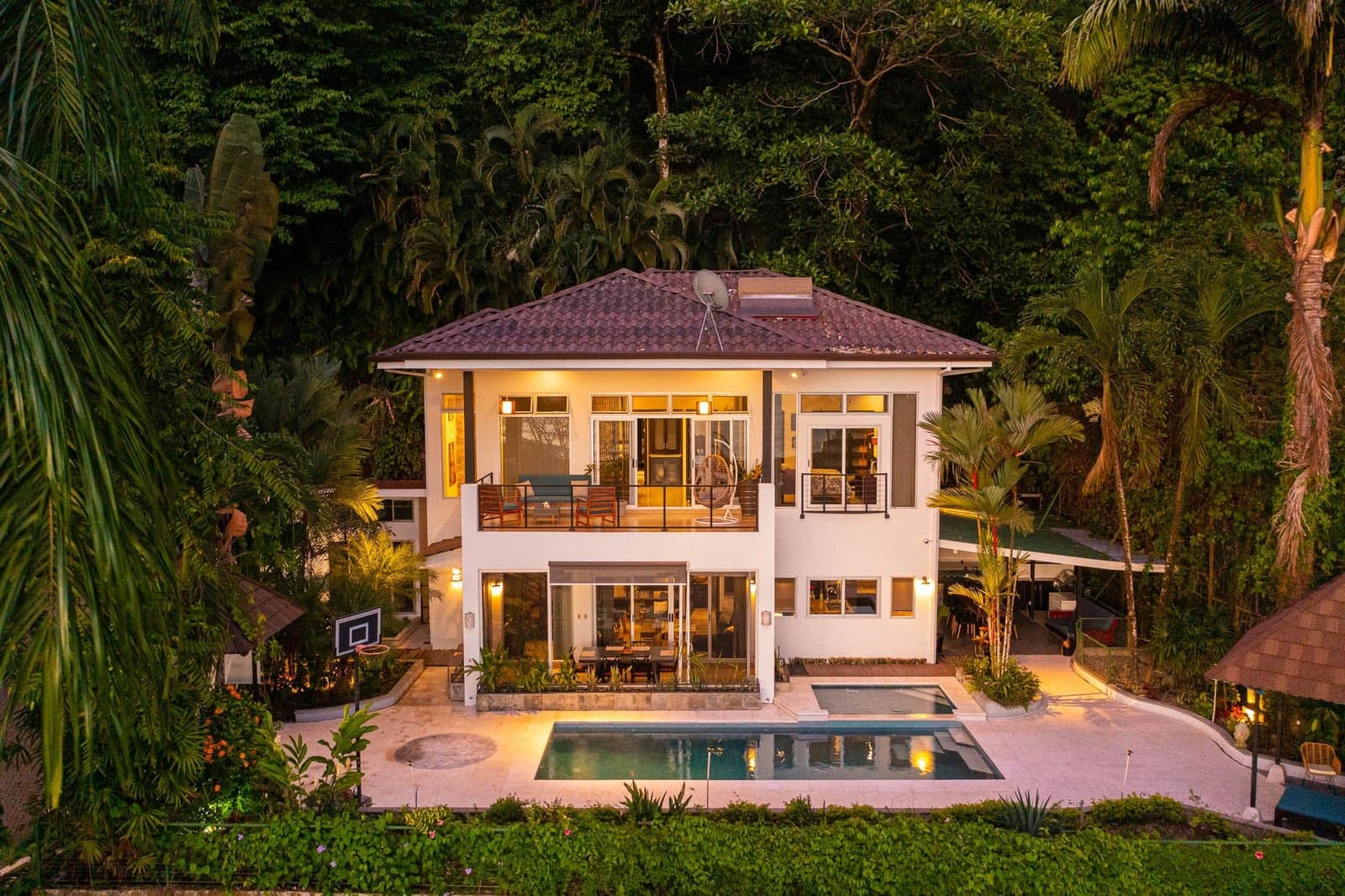 1.42 ACRES 4 Bedrooms 2 Story Ocean-View Home With 2 Bedroom Guest House In Premium Beach Community, Walk to the Beach! property photo 2 in Costa Rica