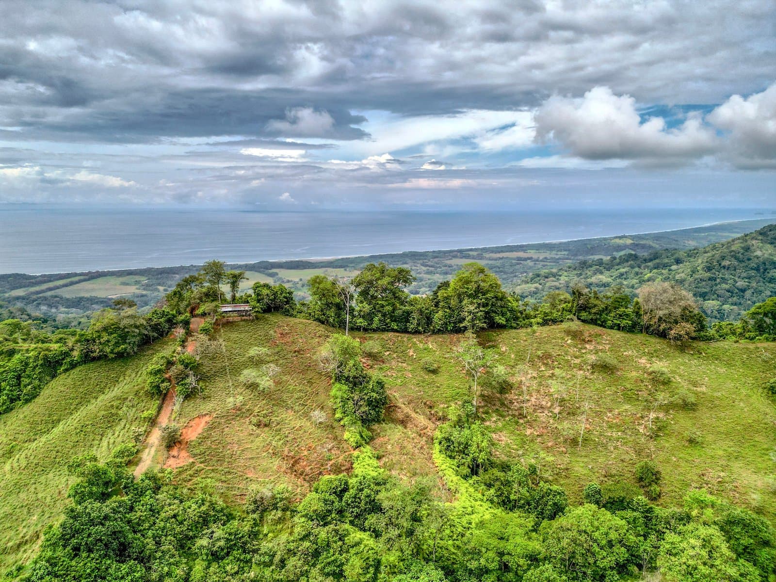 59.35 ACRES- Ocean And Mountain View Land, 6 Building Areas, Legal Water, Public Road, 20min From Beaches! photo 2