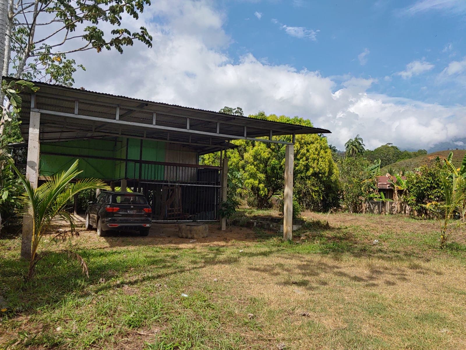 0.23 ACRES Buildable Property Near Waterfalls & Beaches with Legal Utilities And Easy Access! photo 1