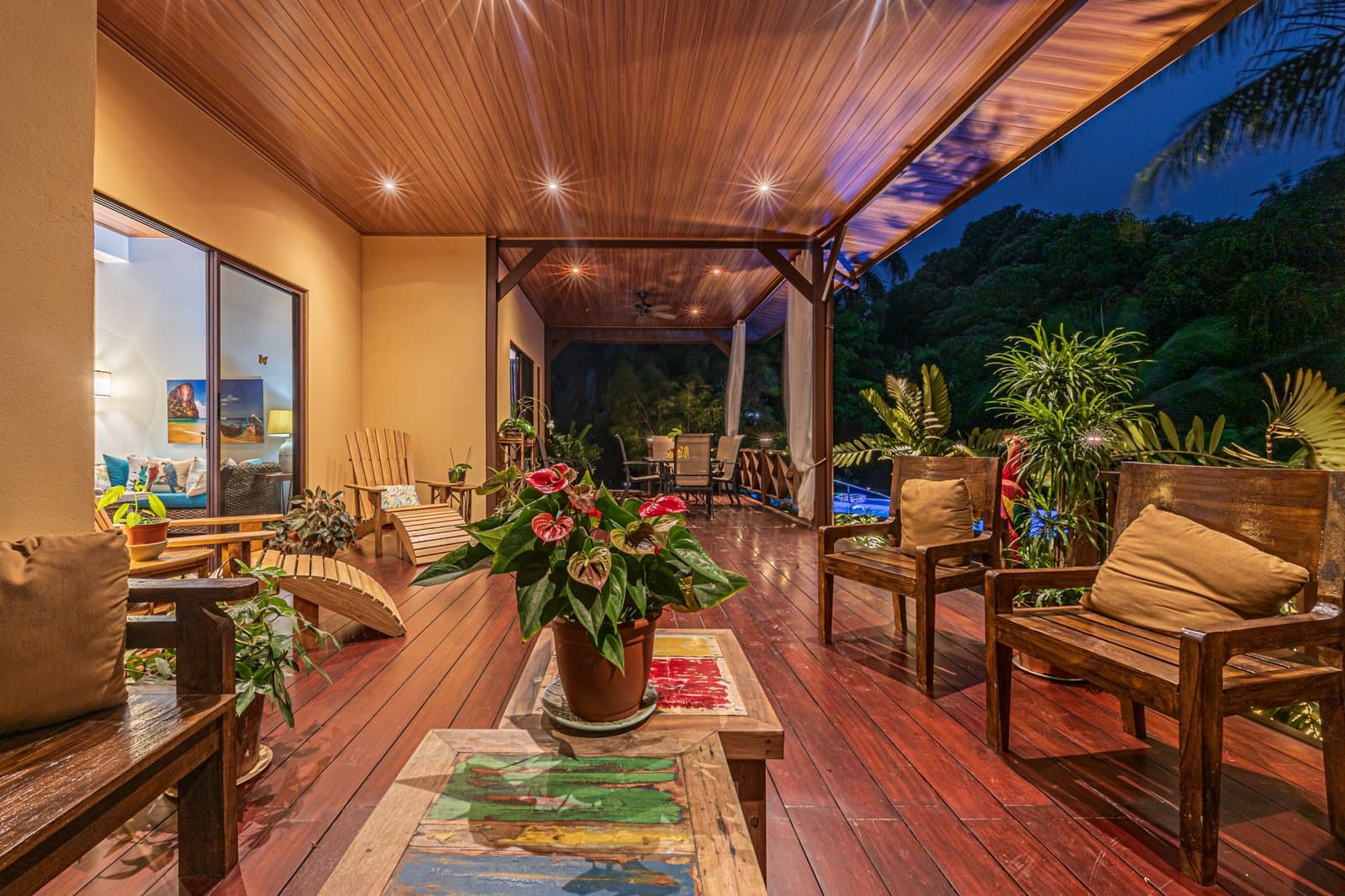 0.50 ACRES 5 Bedroom Riverfront Modern Home, Walking Distance To Dominical! property photo 4 in Costa Rica