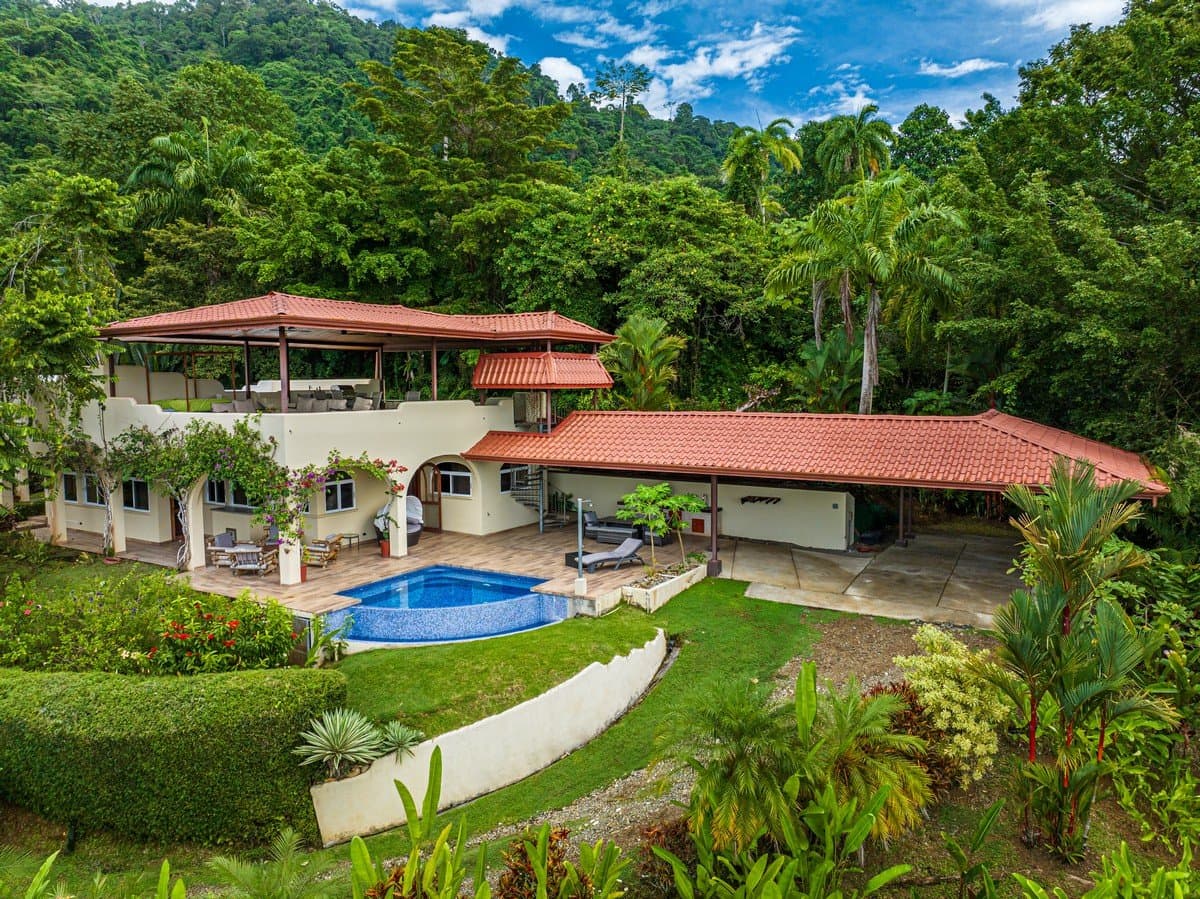 5 ACRES 3 Bedroom Private Ocean View Hilltop Estate, Ultimate Privacy, Surrounded By Jungle! photo 1