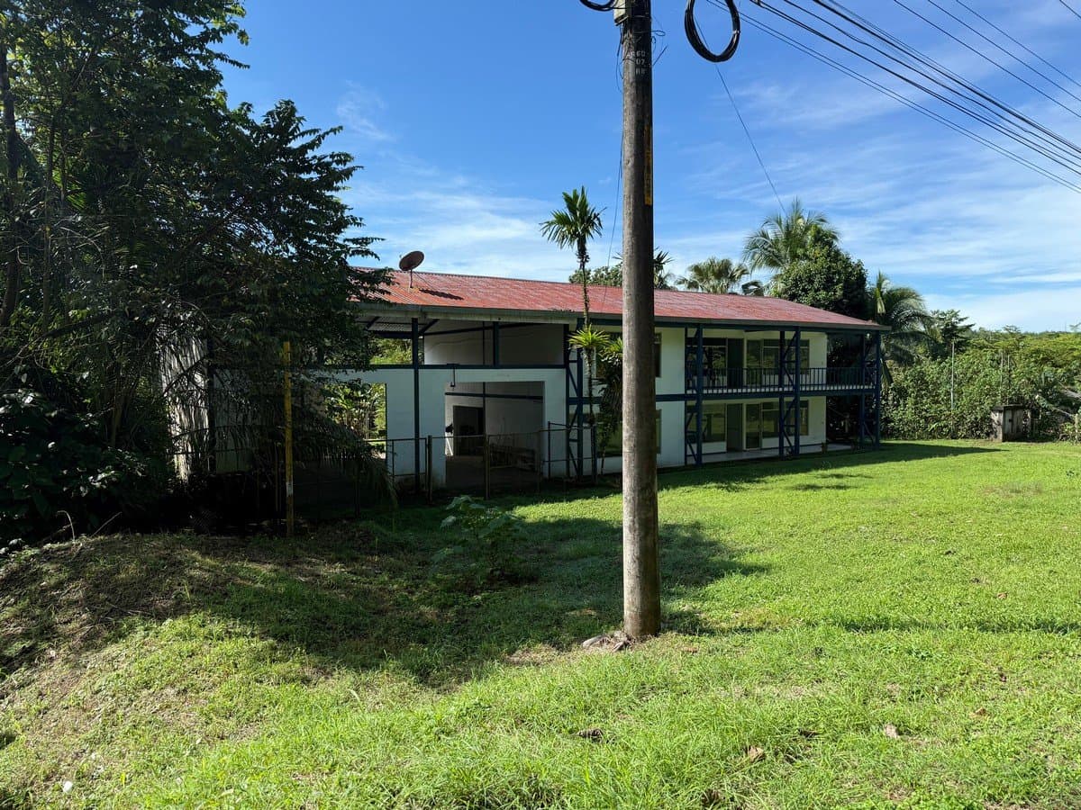 0.86 ACRES Strategic Mixed-Use Investment: Retail, Offices & Apartments Potential! photo 2