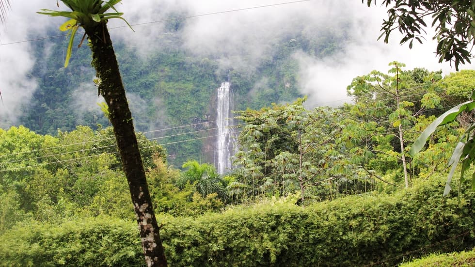 Turnkey Waterfall View Lot near Tinamaste