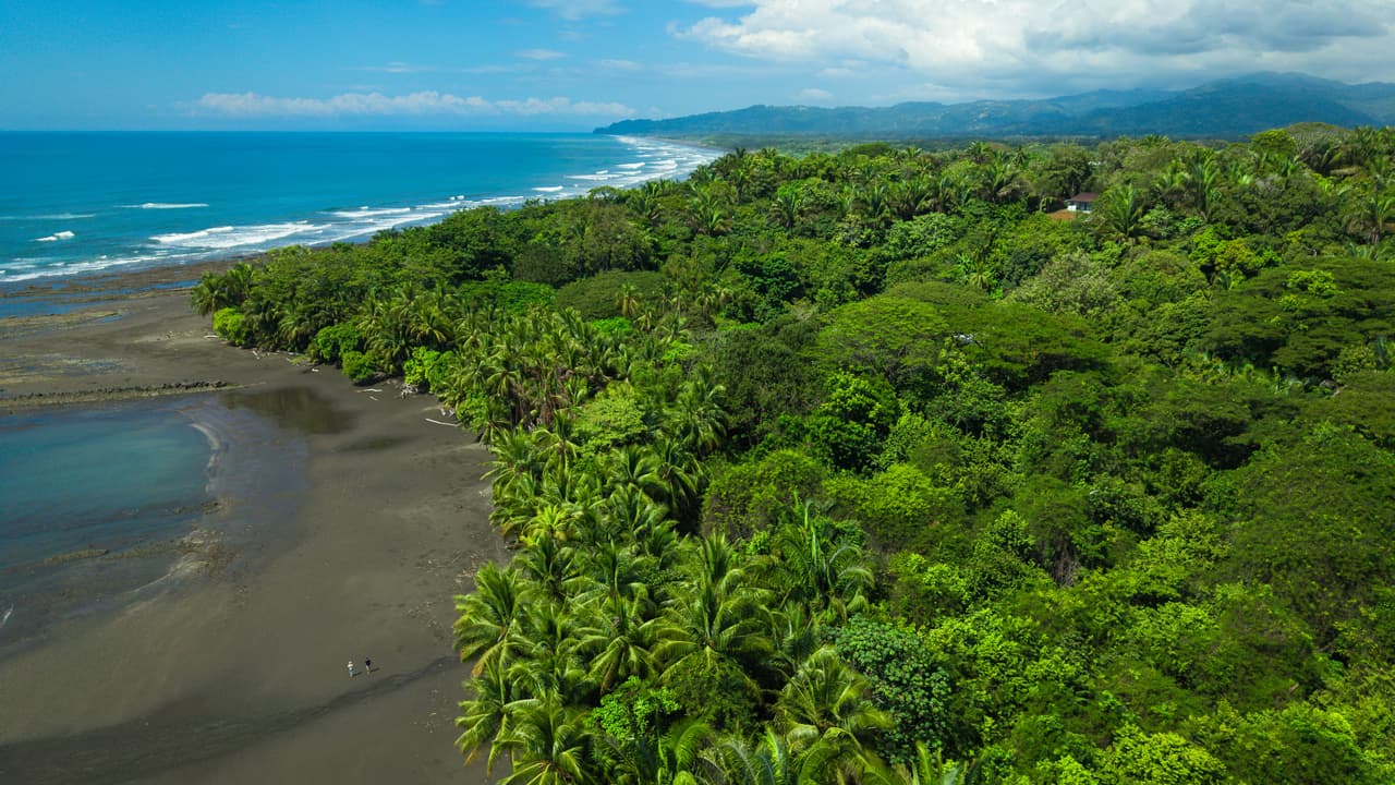 4,850 Acre Beachfront Legacy Ranch Esterillos Central Pacific Coast photo 2