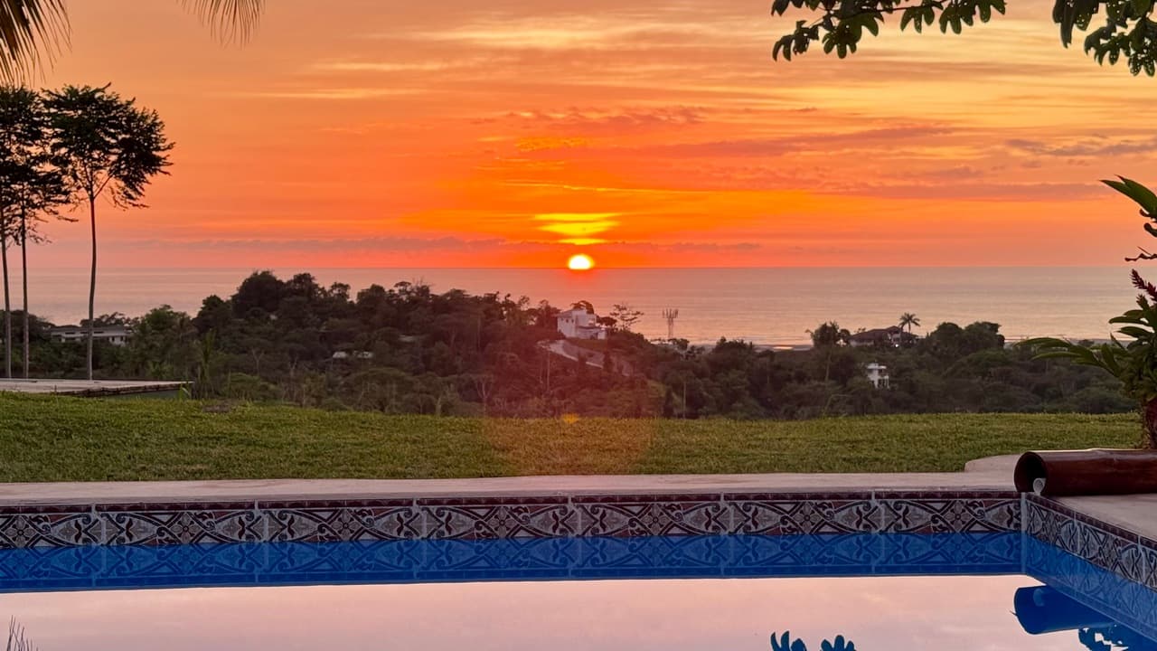 Iconic Ocean View Estate in Ojochal with 2 Guest Houses property photo 5 in Costa Rica