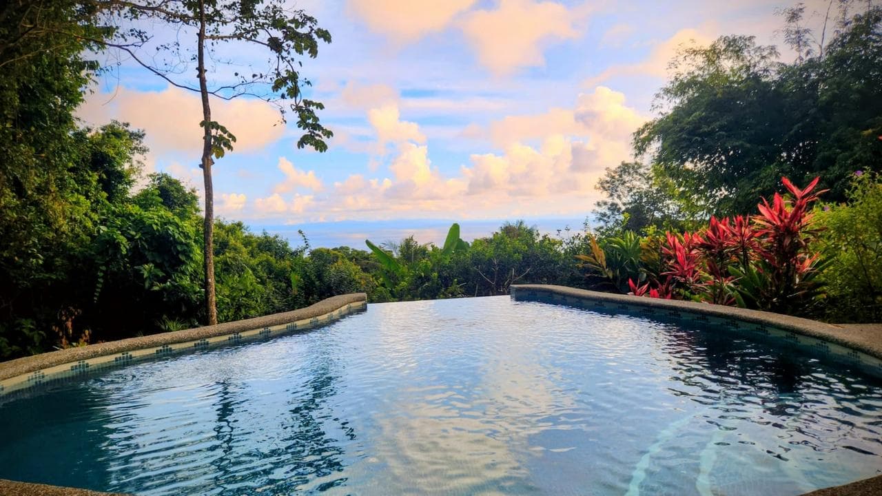 Whale’s Tail Ocean View Estate with Extra Lot in Uvita photo 3