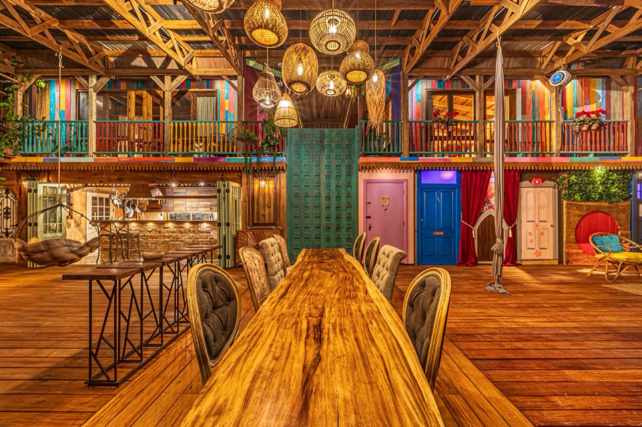 2.56 ACRES 3 Bedroom Artistic Architectural Masterpiece, Recording Studio, Ocean View, Pool, 1 Bedroom Guest House! property photo 4 in Costa Rica