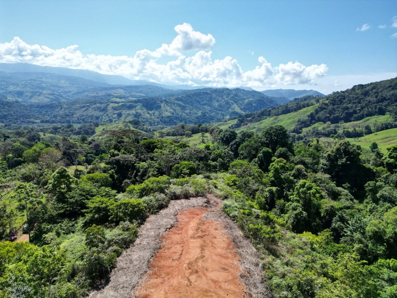 24 Acres Land With 360° Mountain View, Jungle Legal Water & Electricity! in Savegre, Puntarenas, Costa Rica