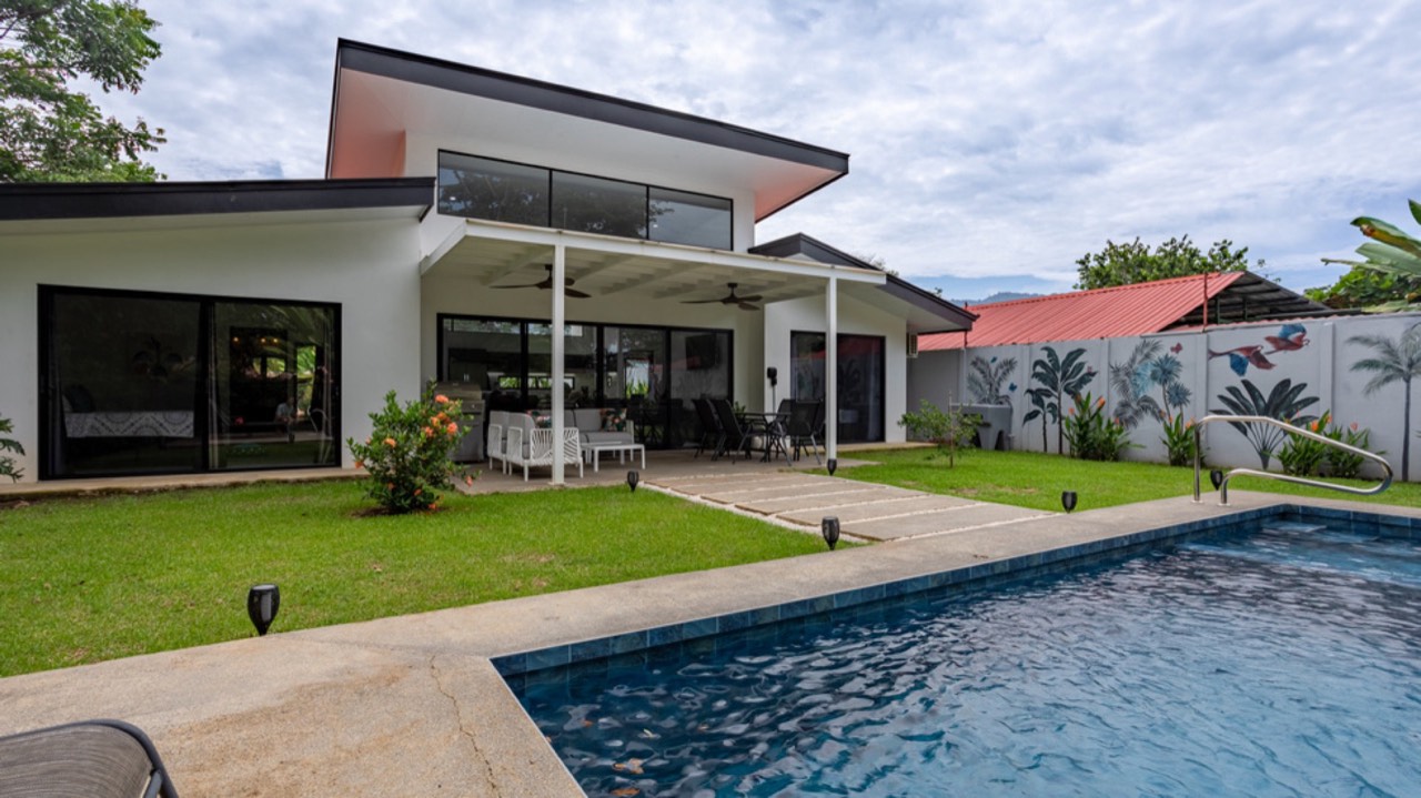 Beautiful 3 Bedroom 2 Bath Home in Uvita Costa Rica property photo 4 in Costa Rica