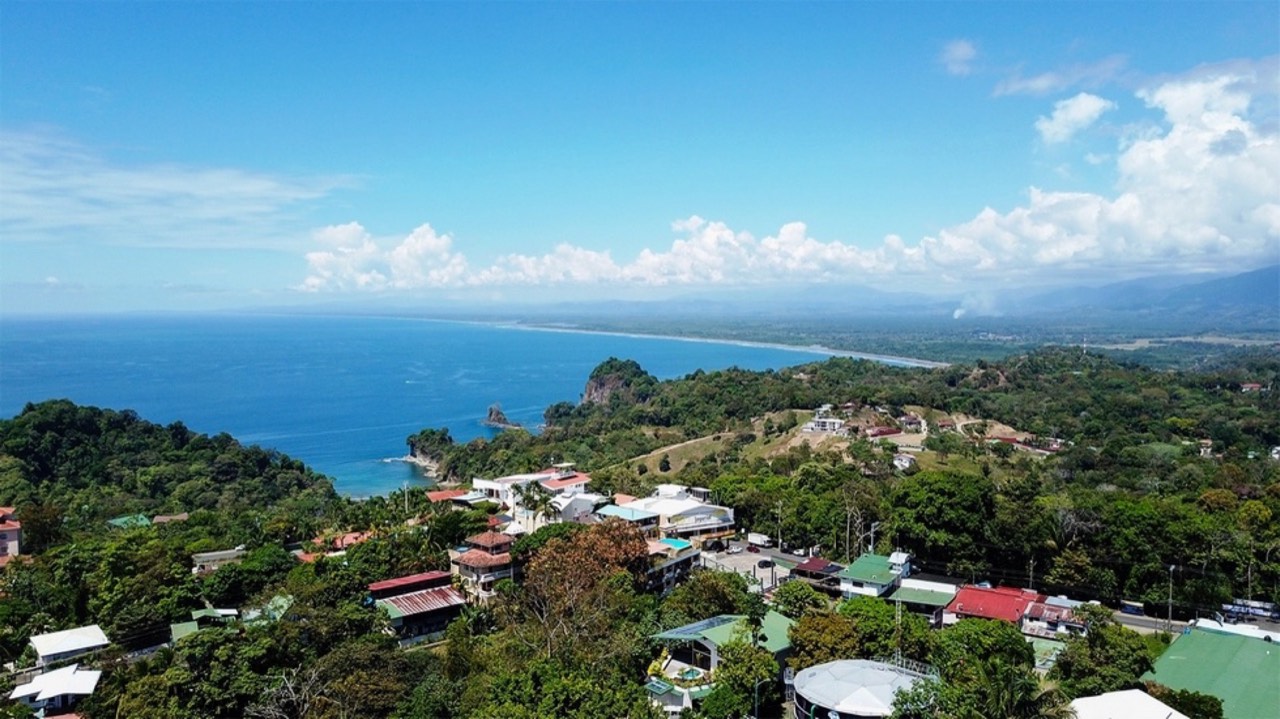 Build Ready Lot in the Heart of Manuel Antonio property photo 4 in Costa Rica