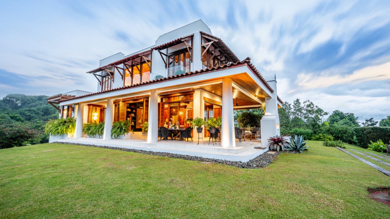 Custom Built Home in Dominical with 2 Building Sites in Costa Verde Estates property photo 4 in Costa Rica