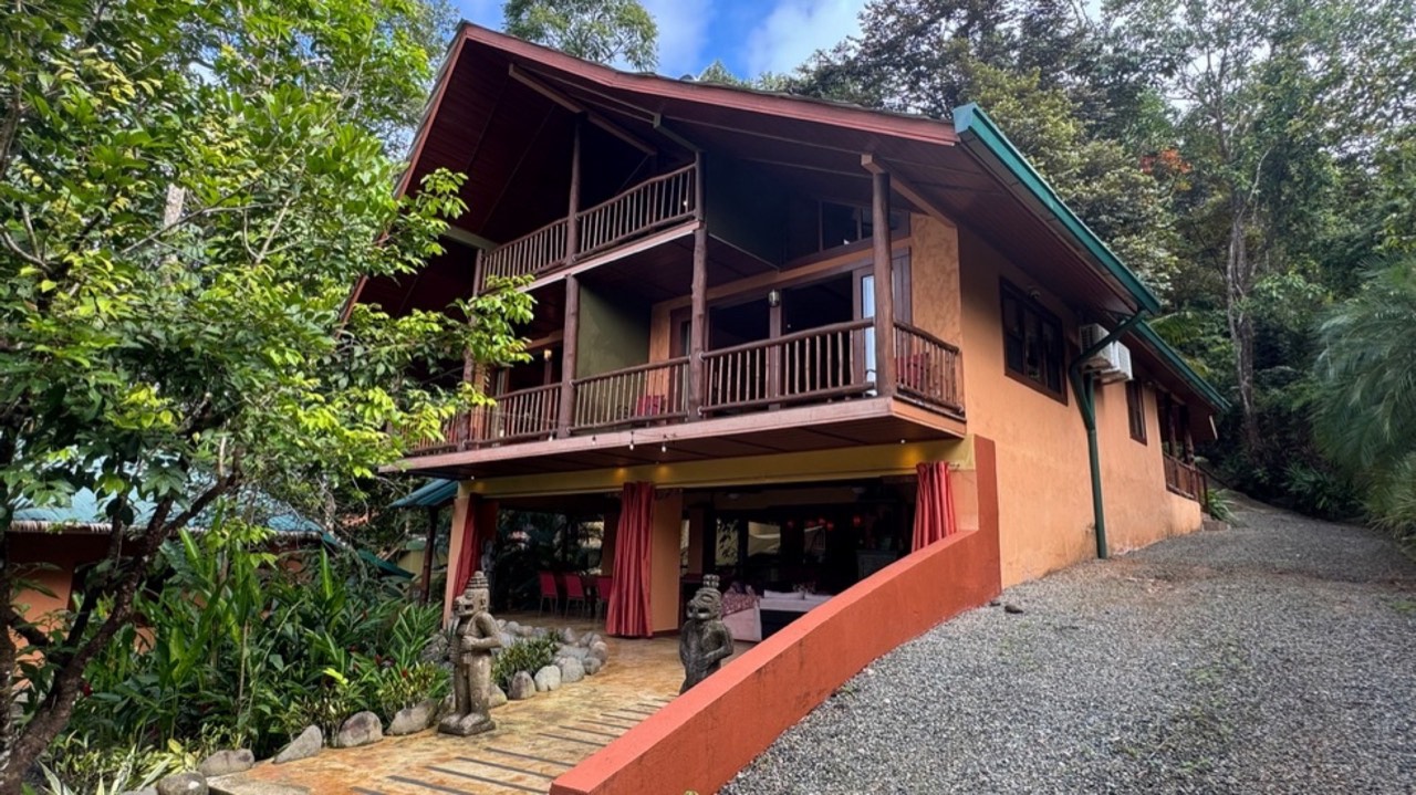 12 Room Hotel in Uvita with Ocean View Expansion Land property photo 4 in Costa Rica