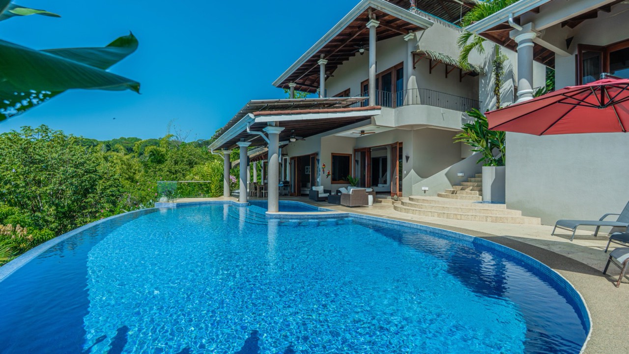 Ocean View Luxury Estate with An Incredible Location in Dominical property photo 4 in Costa Rica