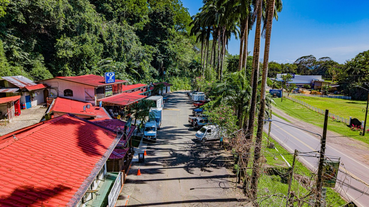 Prime Commercial Plaza for Sale in Dominical property photo 5 in Costa Rica
