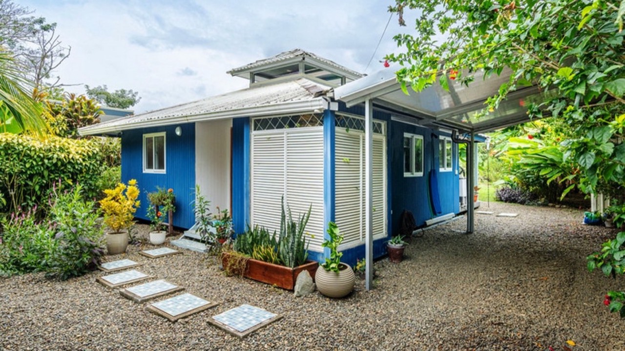 Uvita Beach Bungalow Walking Distance to the National Park in Uvita, Puntarenas, Costa Rica