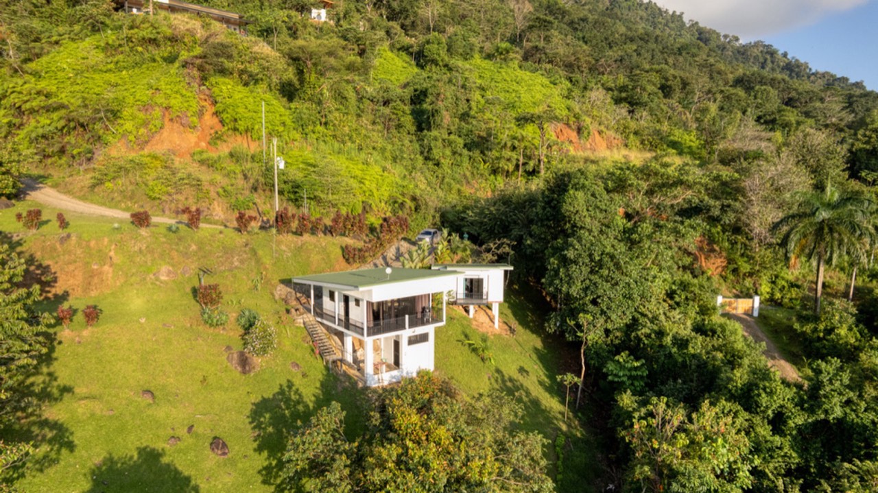 Villas with Breathtaking Ocean Views in Portalon property photo 4 in Costa Rica