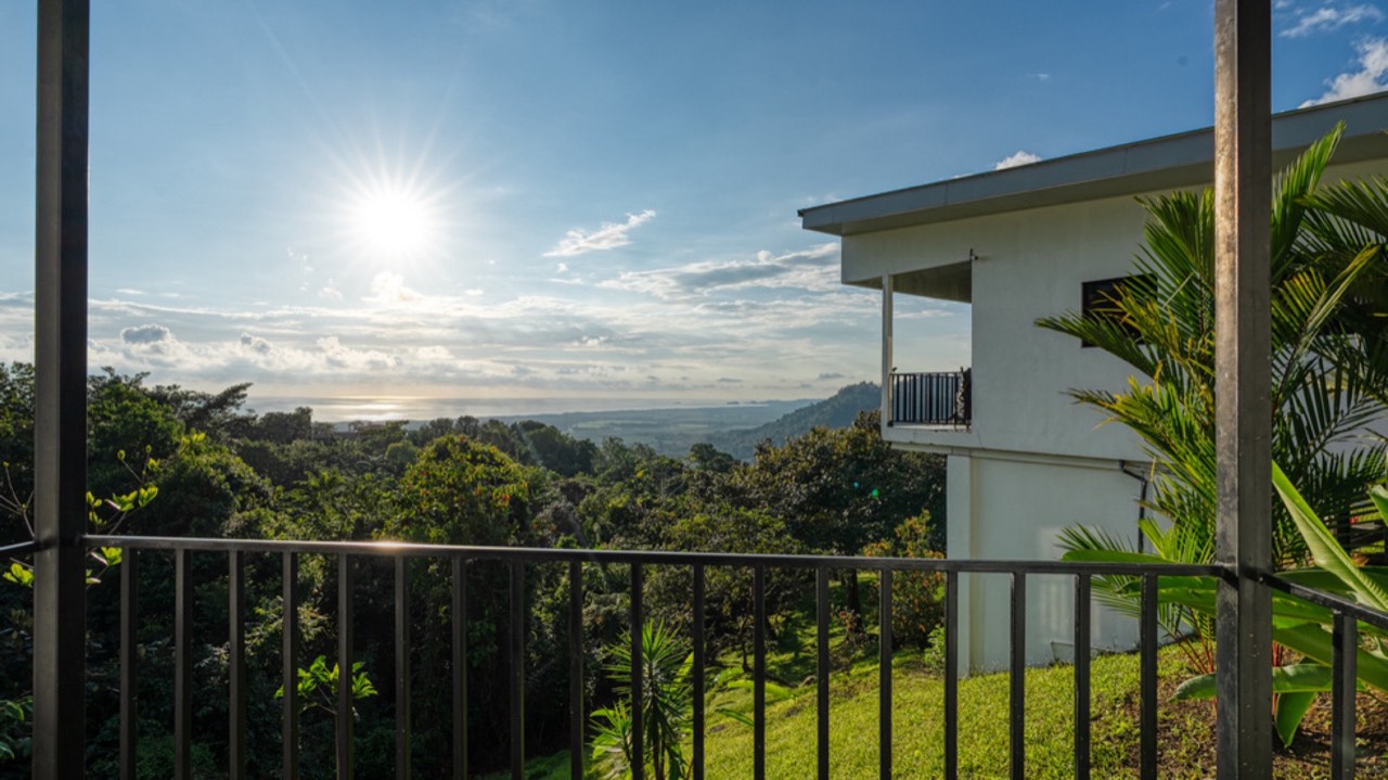 Villas with Breathtaking Ocean Views in Portalon property photo 5 in Costa Rica