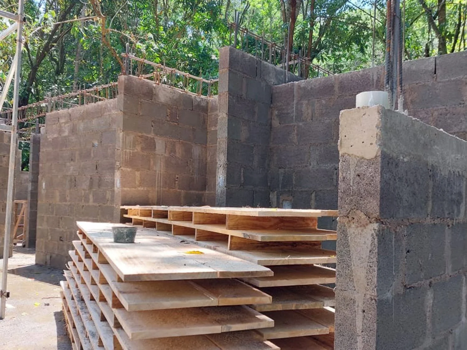 Building Concrete Block Walls & Headers, Bohorica Project, photo 17