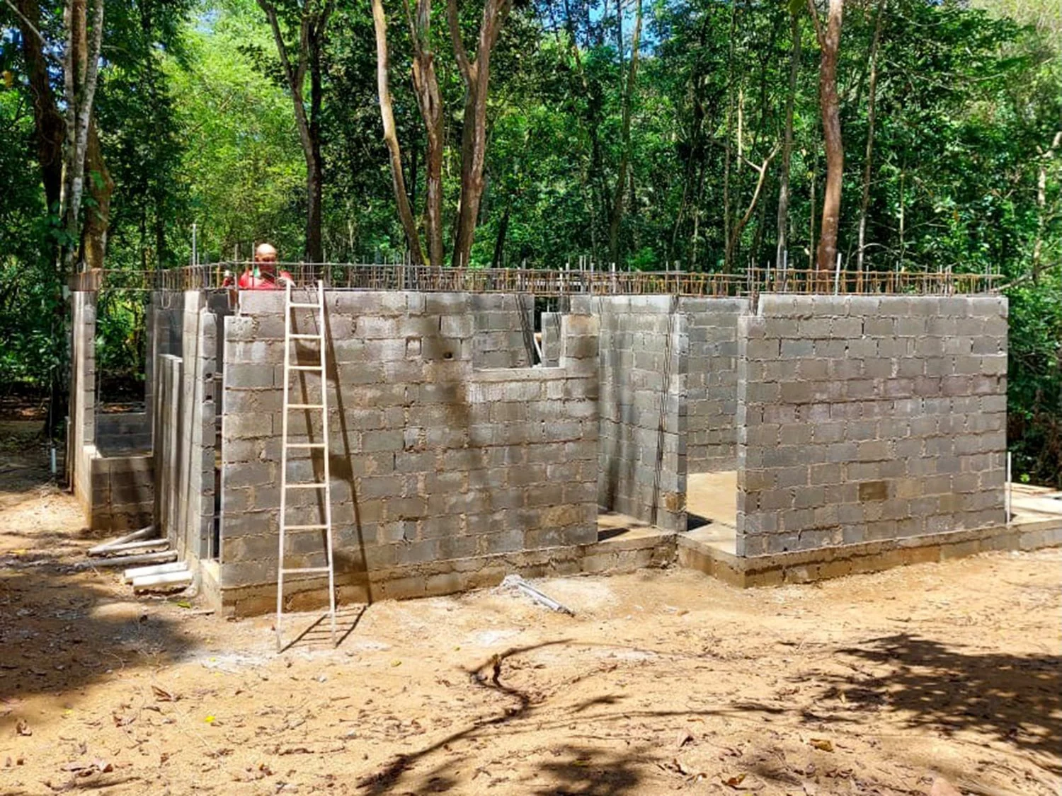 Building Concrete Block Walls & Headers, Bohorica Project, photo 16