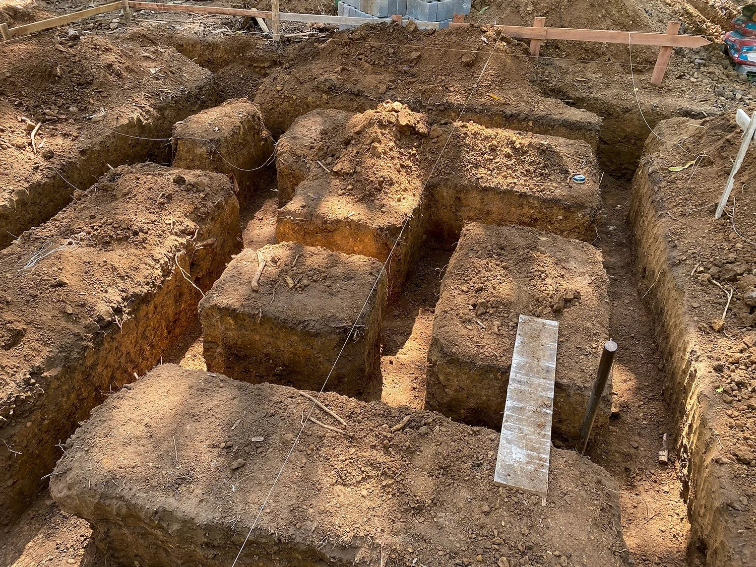 Digging Foundation & Footers for Bohorica Project, photo 3