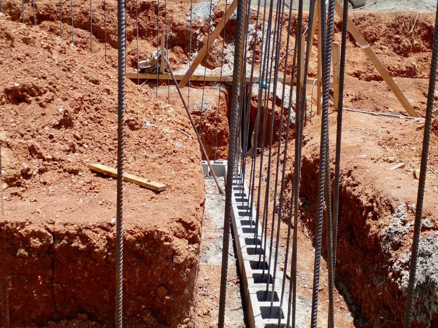 Building the Infinity Pool Foundation at Casa Cavu, photo 10